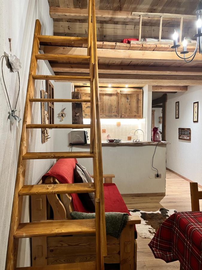 Nido Di Cloe Apartamento Sestriere Exterior foto